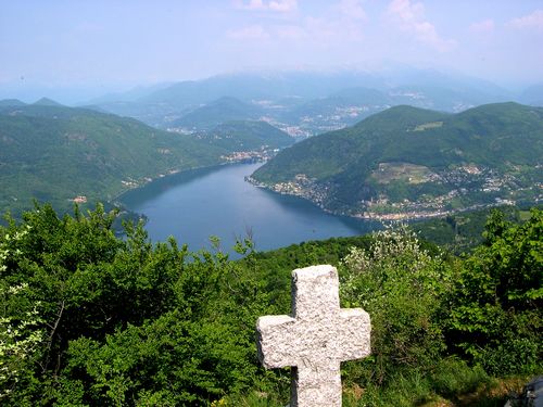 Lago di  Lugano dal Monte Pravello